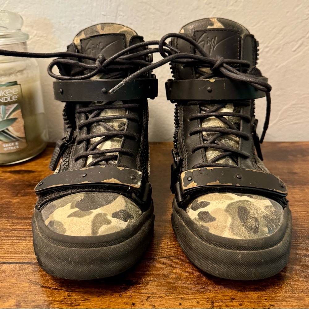 Giuseppe Zanotti Camo Lace-Up Hi Top Sneakers